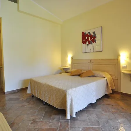 Guest house La Dei Graniti