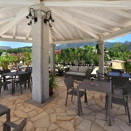 La Dei Graniti Guest house 3*