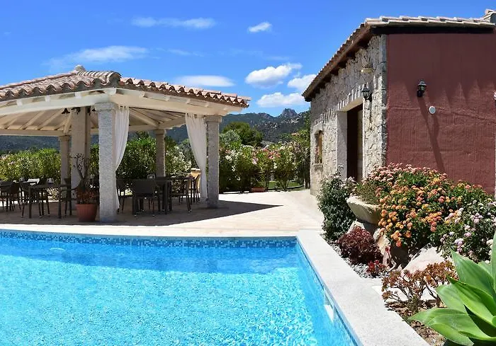 بيت ضيافة La Dei Graniti 3*