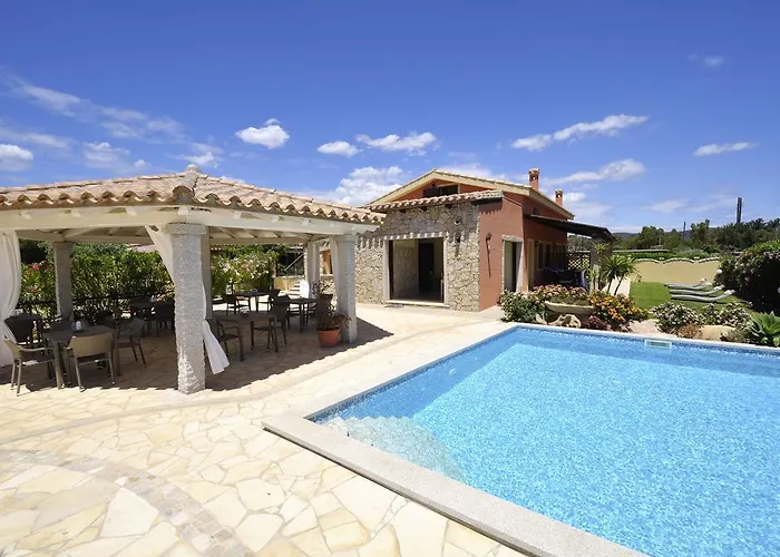 La Dei Graniti فيلاّسيمِيوس